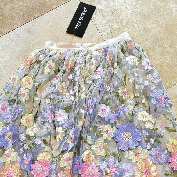 NWT FLORAL DREAMS MAXI SKIRT Dolls Kill Sugar Thrillz Tulle 3D Flowers Size XS - Picture 14 of 17